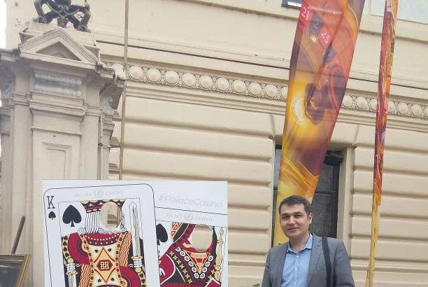 Một số hình ảnh của nhà văn Sherzod Artikov và bạn văn Romania tại chuyến thăm đất nước này