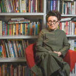 Chân dung nữ nhà văn Ba Lan Olga Tokarczuk