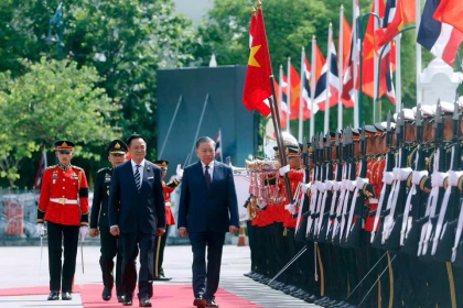 Sáng 28/5/2026, Lễ đón chính thức Tổng Bí thư, Chủ tịch nước Tô Lâm và Phu nhân cùng Đoàn đại biểu cấp cao Việt Nam đã được tổ chức trọng thể tại Tòa nhà Chính phủ Thái Lan ở Thủ đô Bangkok.