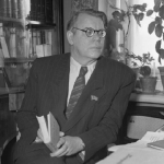 Nhà thơ Nga Mikhail Isakovsky