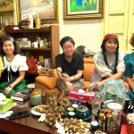 Hữu Ước và bạn văn tại Hà Nội tháng 7.2026