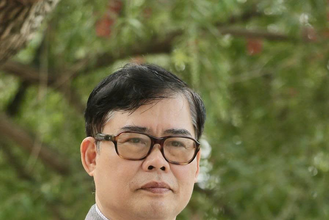 Tác giả Văn Diên